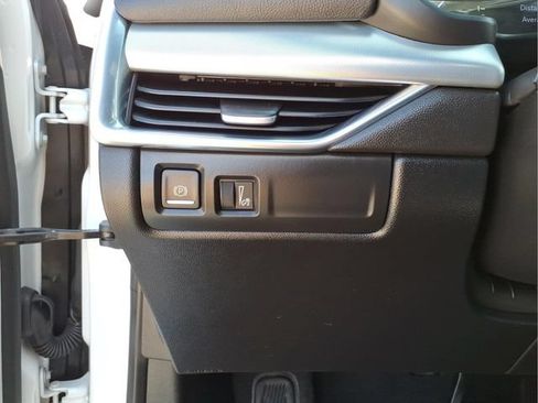 Used 2019 Cadillac XT4 Premium Luxury FWD image 14