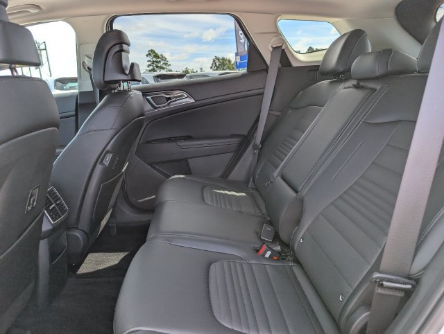 Used 2024 Kia Sportage SX FWD image 29