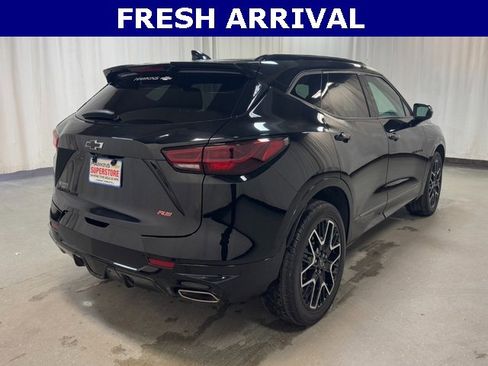 Used 2023 Chevrolet Blazer RS w/ Driver Confidence II Package image 4