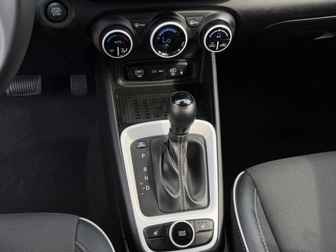Used 2024 Hyundai Kona SEL w/ Convenience Package FWD image 39