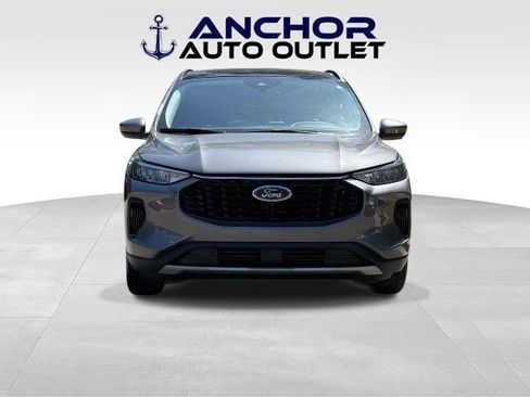 Used 2023 Ford Escape Active w/ Tech Pack #2 FWD image 2