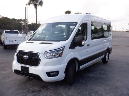 Used 2023 Ford Transit 350 XLT image 18
