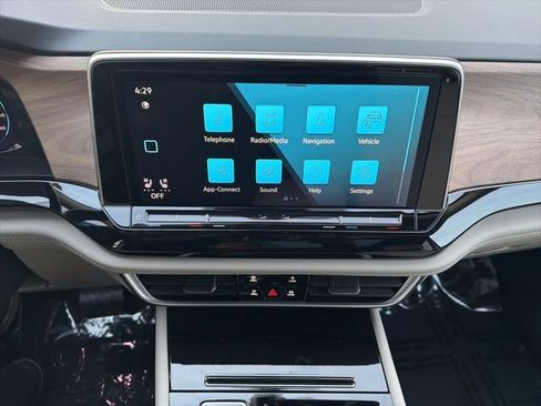 New 2026 Volkswagen Atlas SE AWD/4WD image 11