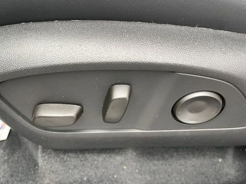 New 2026 GMC Acadia Denali w/ Super Cruise Package image 12