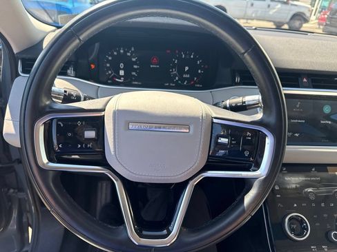 Used 2021 Land Rover Range Rover Evoque SE AWD/4WD image 11