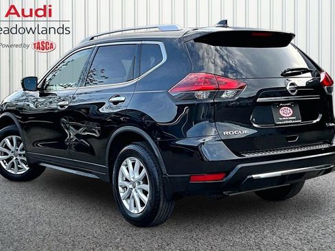 Used 2018 Nissan Rogue SV w/ Premium Package AWD/4WD image 4