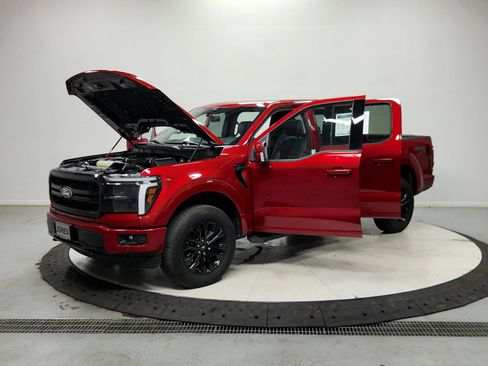 Used 2025 Ford F150 Lariat AWD/4WD image 12