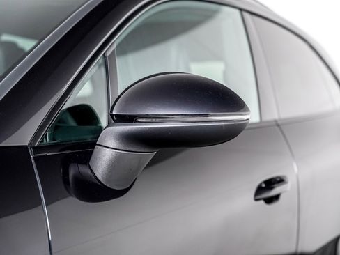 Certified 2025 Porsche Macan 4 Electric AWD/4WD image 26