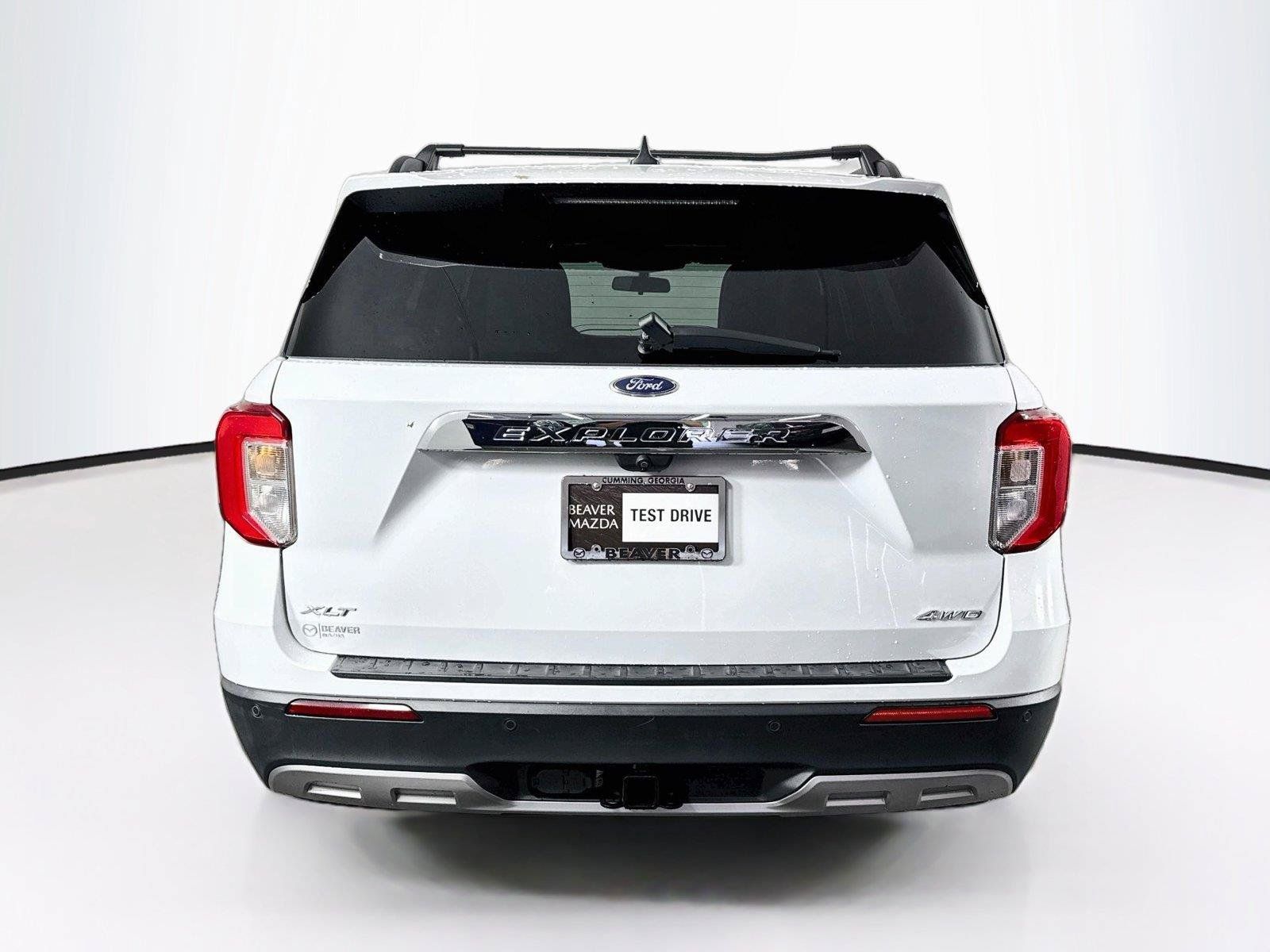 Used 2021 Ford Explorer XLT w/ Equipment Group 202A AWD/4WD image 12