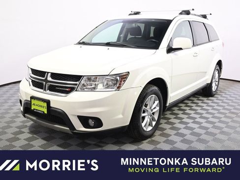 Used 2017 Dodge Journey SXT image 1
