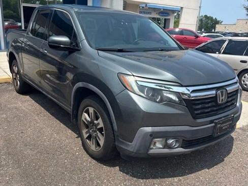 Used 2017 Honda Ridgeline RTL-E image 2