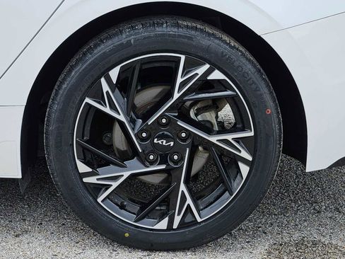 Certified 2025 Kia K5 GT-Line w/ GT-Line Premium Package FWD image 13