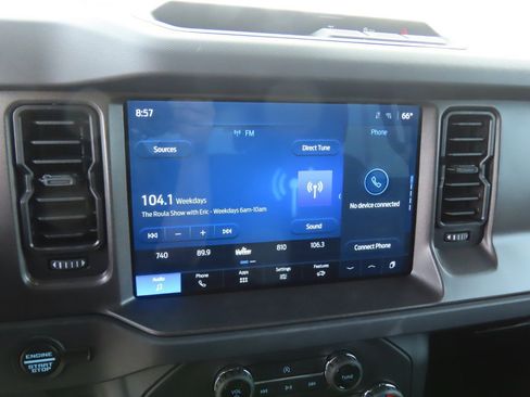 New 2025 Ford Bronco 4-Door image 29