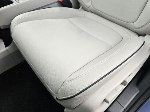 New 2026 Honda Odyssey Touring image 8