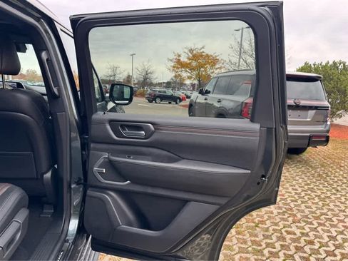 New 2026 Nissan Armada Platinum Reserve image 24