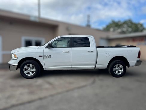 Used 2021 RAM 1500 Classic SLT image 6