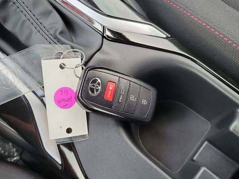 Used 2025 Toyota Corolla SE image 36