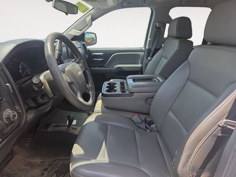 Used 2019 Chevrolet Silverado 1500 W/T w/ WT Convenience Package AWD/4WD image 9