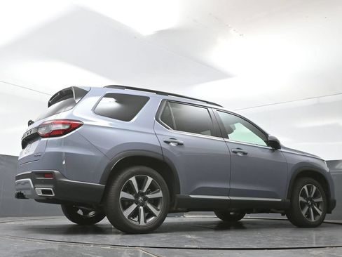 Used 2025 Honda Pilot Elite image 24
