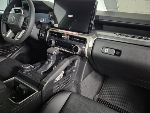 New 2026 Toyota Tacoma 4x4 Double Cab image 36
