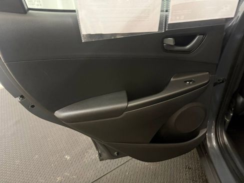 Used 2023 Hyundai Kona SE image 24