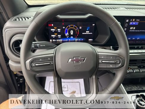 Used 2024 Chevrolet Colorado Trail Boss w/ Technology Package image 14