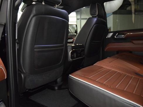 Used 2024 GMC Sierra 2500 Denali Ultimate w/ Max Trailering Package image 40