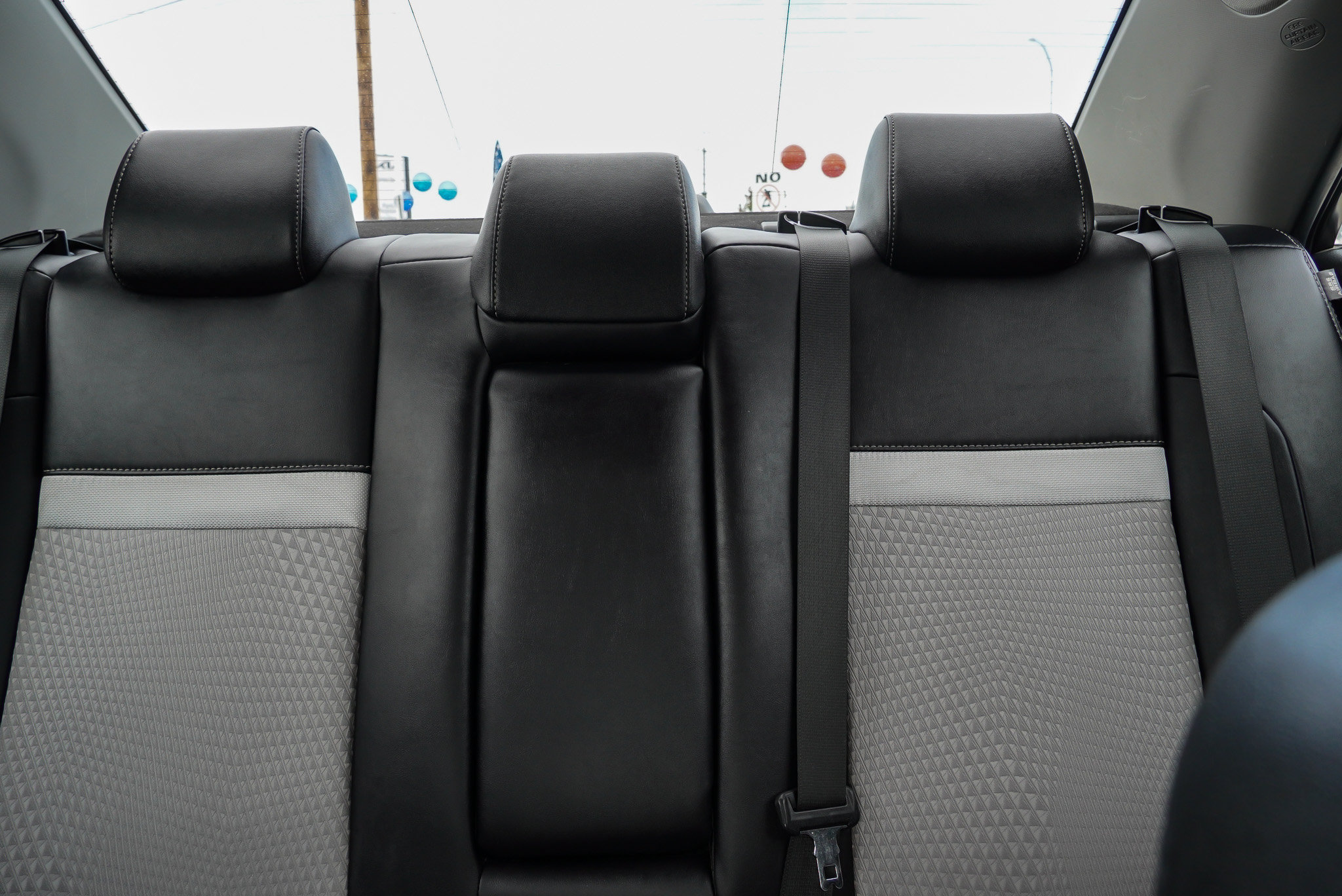 Used 2013 Toyota Camry SE FWD image 22