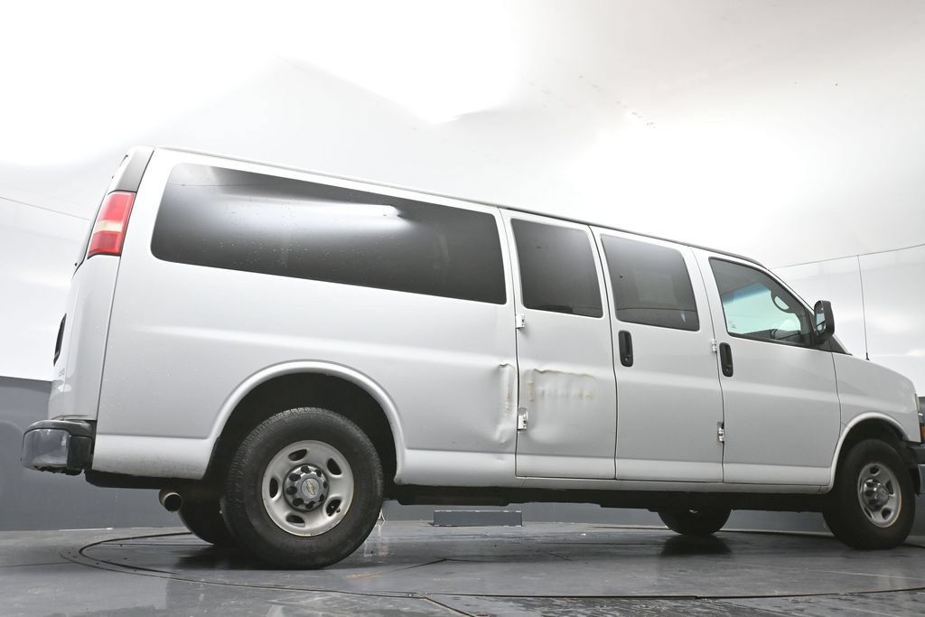 Used 2014 Chevrolet Express 3500 LT w/ LT Preferred Equipment Group RWD image 23