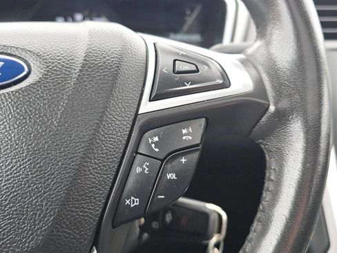 Used 2015 Ford Fusion SE image 13