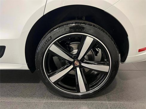 New 2026 Porsche Macan Turbo image 11