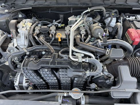 Used 2024 Nissan Altima 2.5 SR FWD image 28