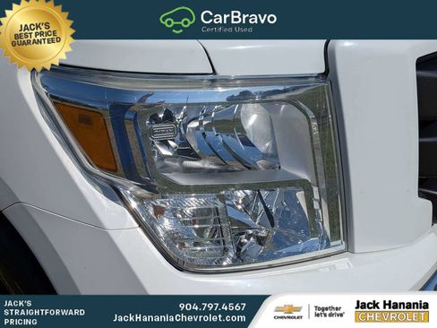 Used 2020 Nissan Titan SV w/ SV Convenience Package AWD/4WD image 9
