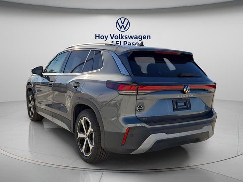 New 2026 Volkswagen Tiguan SE image 4