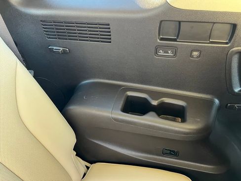 Used 2020 Hyundai Palisade Limited image 59