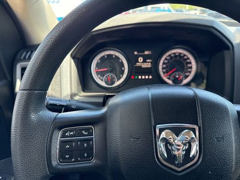 Used 2018 RAM 1500 Express w/ Express Value Package AWD/4WD image 26