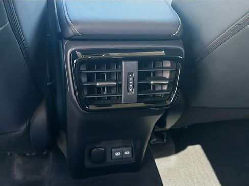 Used 2024 Lexus NX 250 NX 250 w/ Towing Package (2000 Lbs) image 23