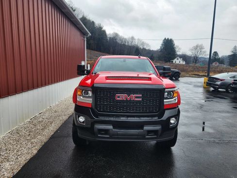 Used 2018 GMC Sierra 2500 SLE w/ HD SLE Preferred Plus Package image 9