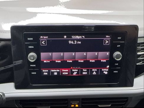 Used 2025 Volkswagen Jetta SEL FWD image 47