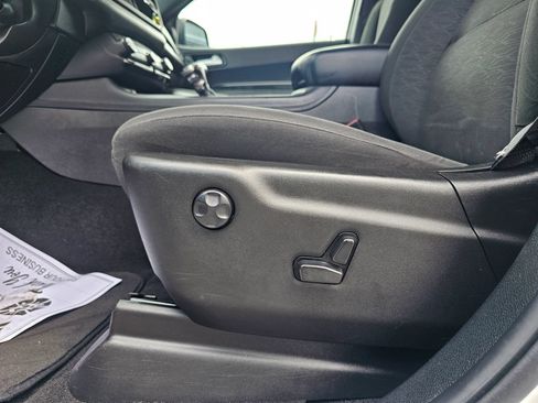 Used 2023 Dodge Durango SXT RWD image 28
