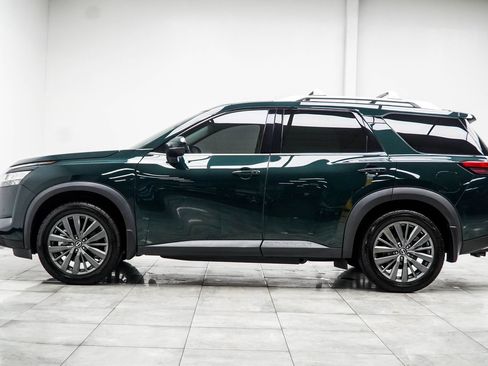 Used 2022 Nissan Pathfinder SL w/ SL Premium Package FWD image 10