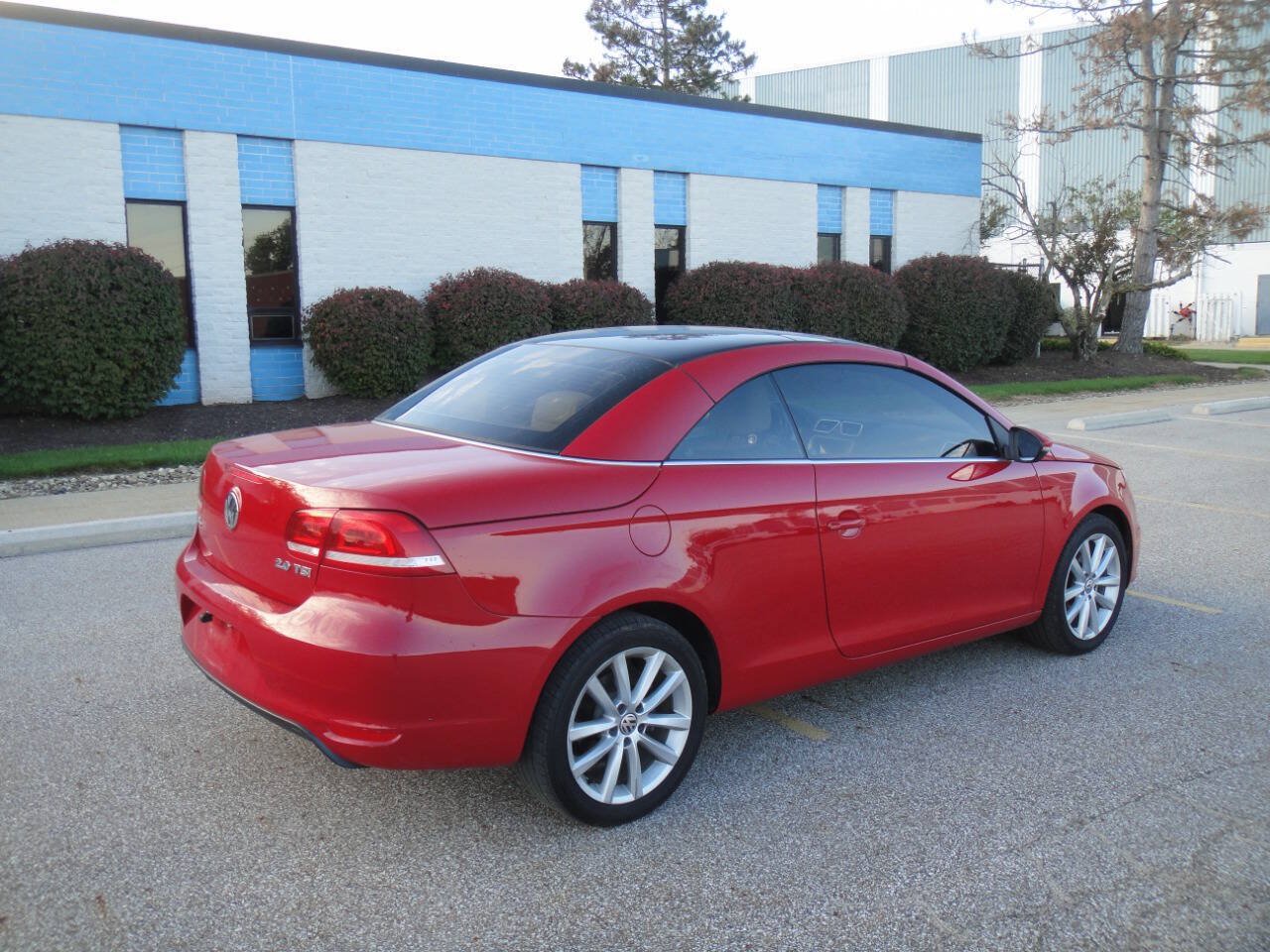 Used 2012 Volkswagen Eos Komfort FWD image 19