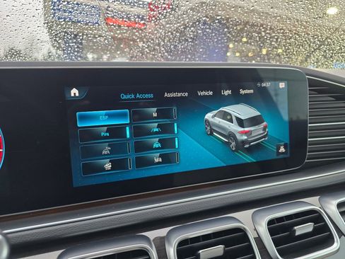 Used 2020 Mercedes-Benz GLE 350 4MATIC image 26