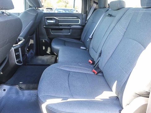 Used 2019 RAM 2500 Big Horn w/ Night Edition image 22