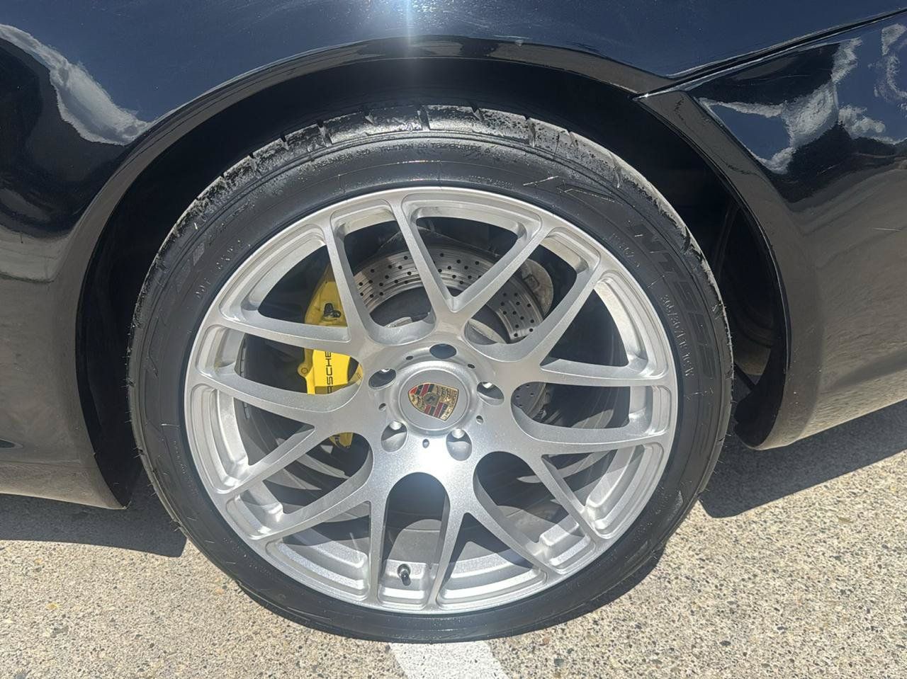 Used 2005 Porsche 911 Carrera RWD image 9