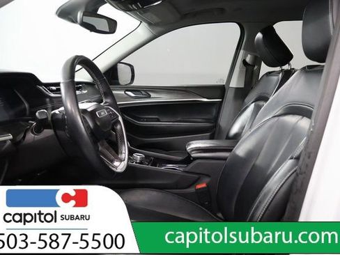 Used 2021 Jeep Grand Cherokee L Limited image 13