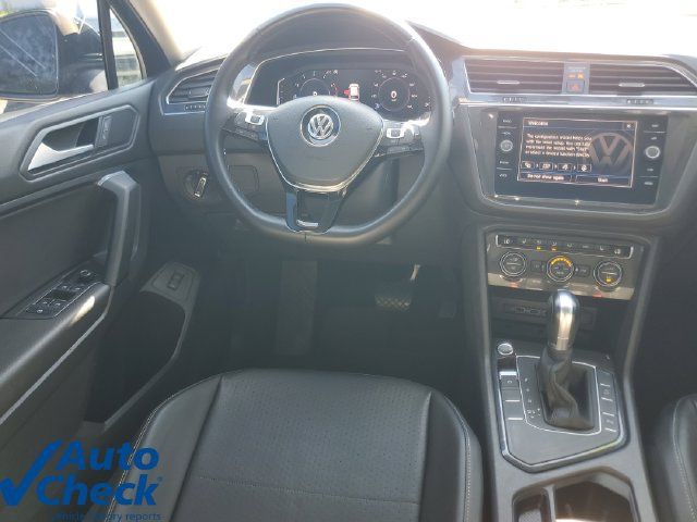 Used 2019 Volkswagen Tiguan SEL FWD image 17