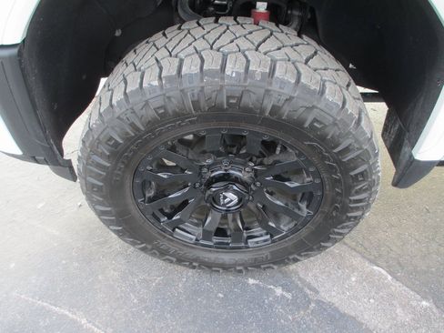 Certified 2025 GMC Sierra 2500 Denali Ultimate image 15