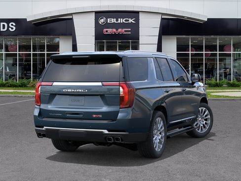 New 2026 GMC Yukon Denali w/ Denali Reserve Package AWD/4WD image 4