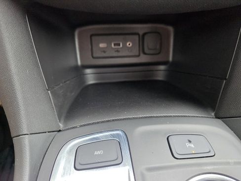 Used 2024 Chevrolet Equinox LT image 31